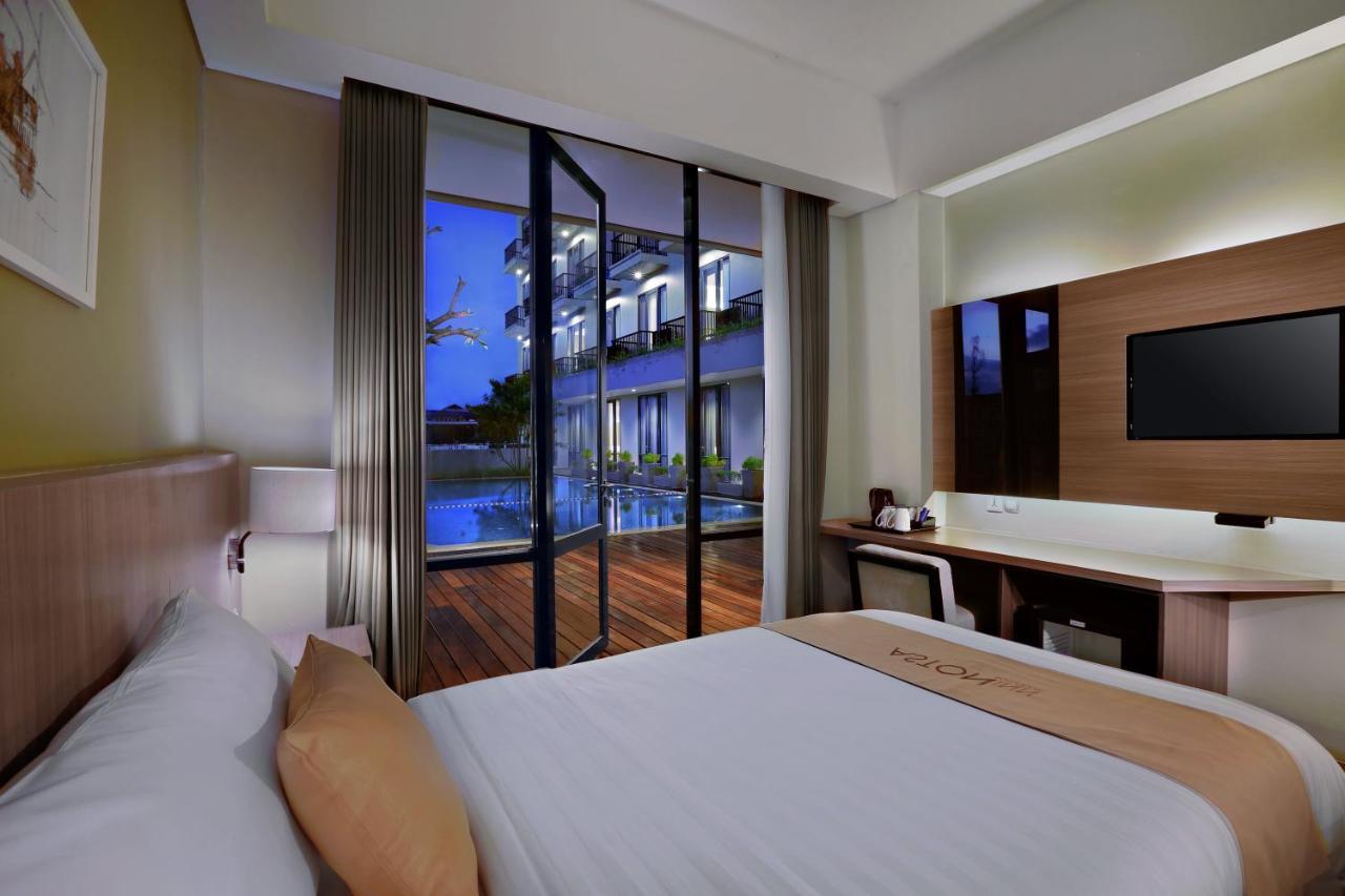 Aston Inn Mataram Exterior foto