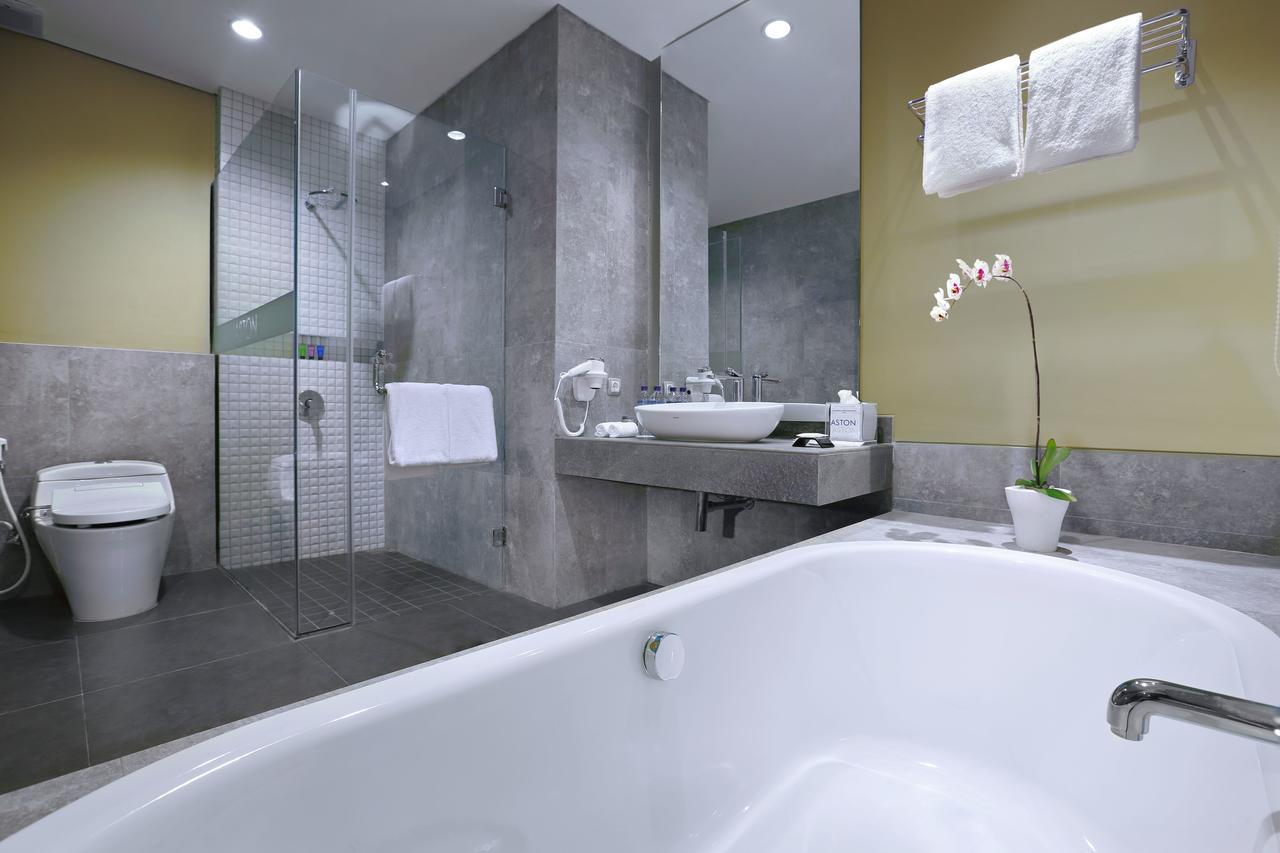 Aston Inn Mataram Exterior foto