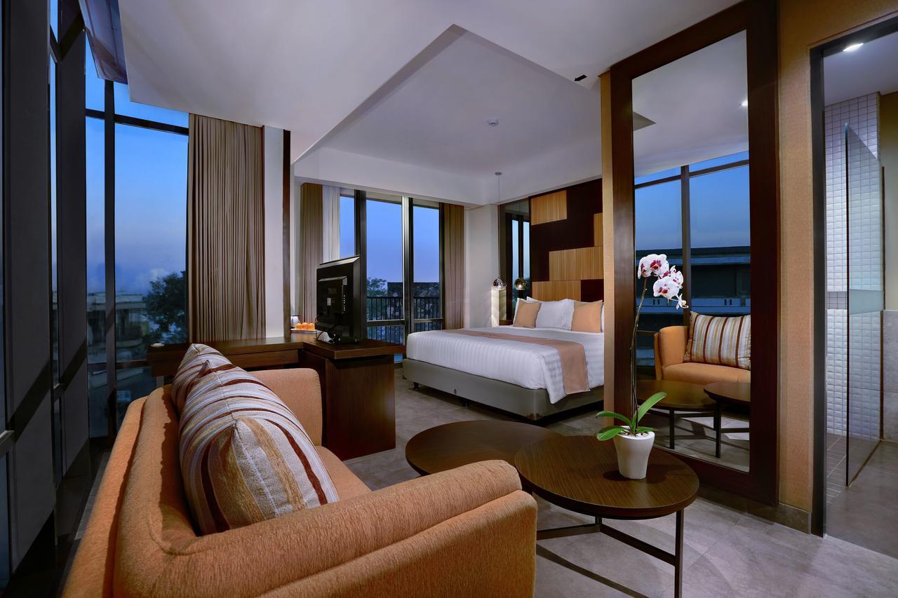 Aston Inn Mataram Exterior foto