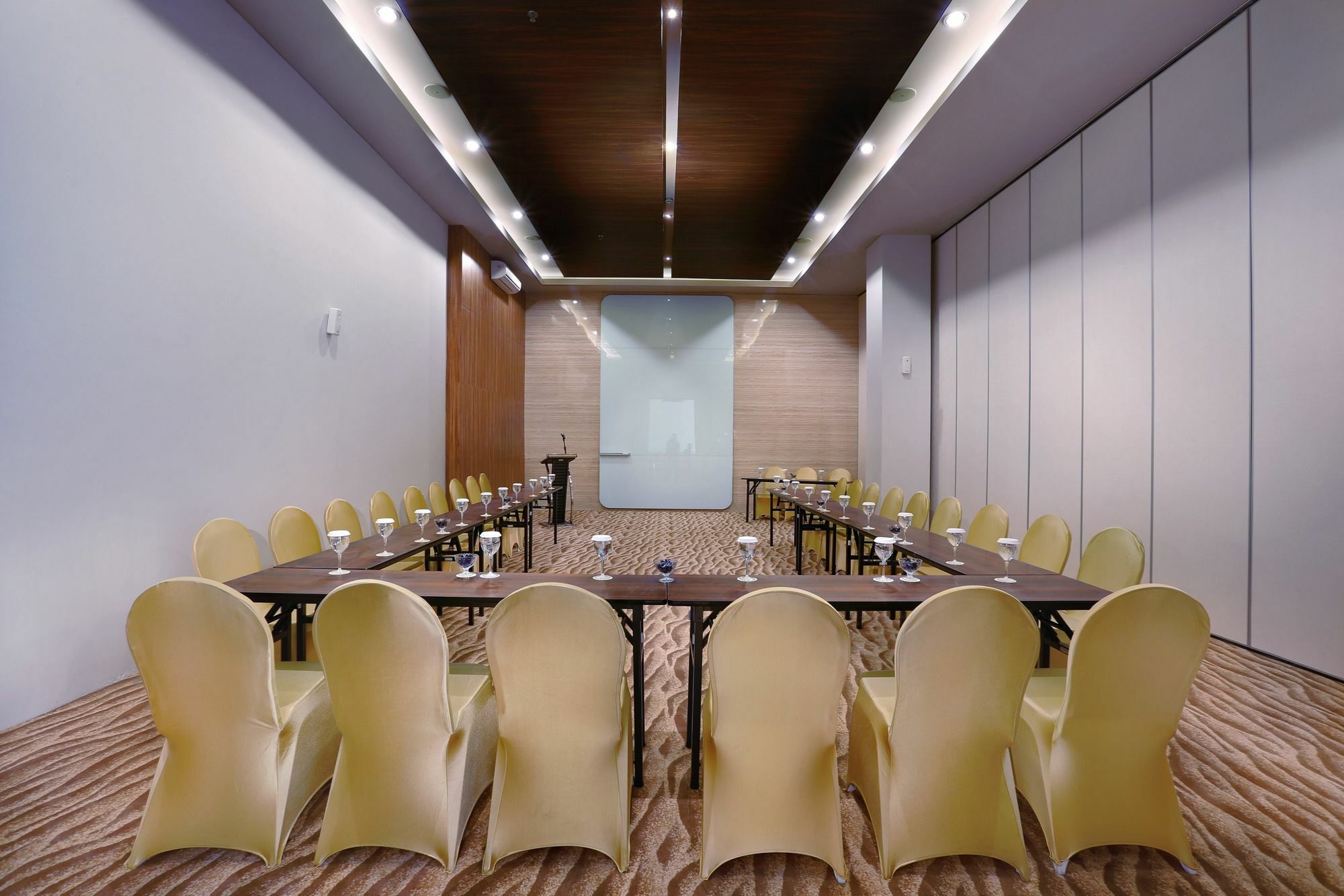 Aston Inn Mataram Exterior foto