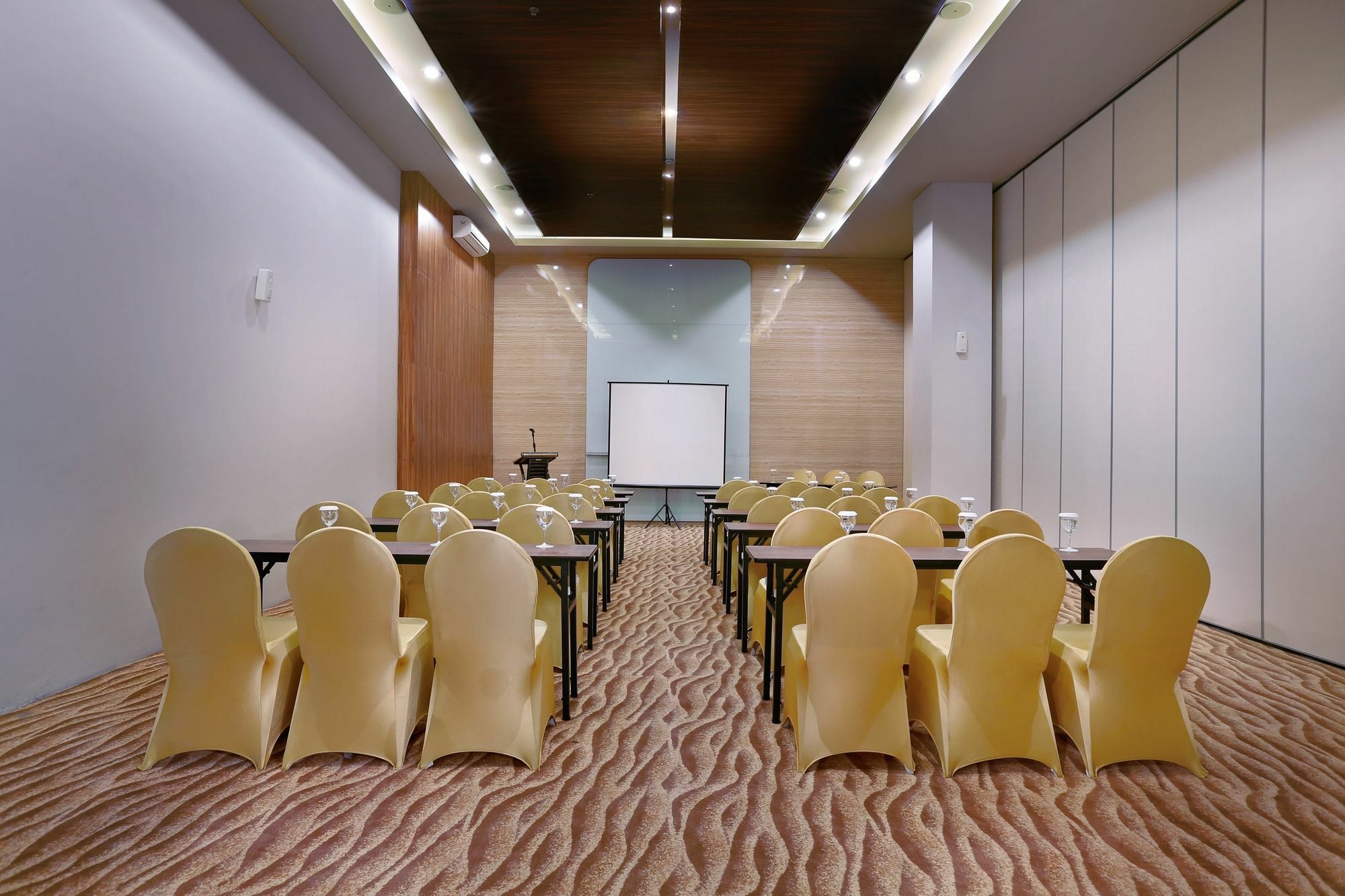 Aston Inn Mataram Exterior foto